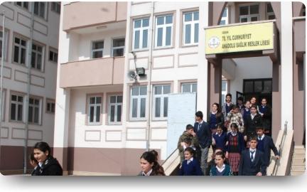 70. Yıl Cumhuriyet Mesleki ve Teknik Anadolu Lisesi IĞDIR MERKEZ
