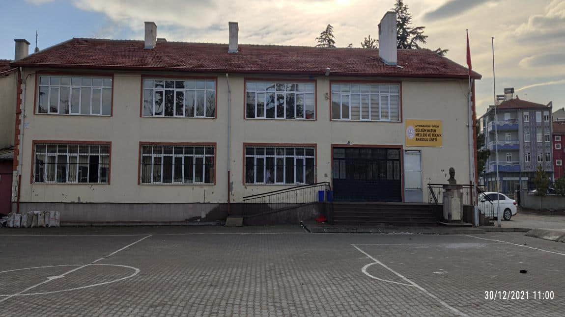 Emirdağ Gülsüm Hatun Mesleki ve Teknik Anadolu Lisesi AFYONKARAHİSAR EMİRDAĞ