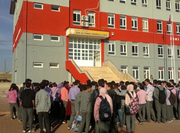 Kadınhanı Zeki Altındağ Anadolu Lisesi KONYA KADINHANI