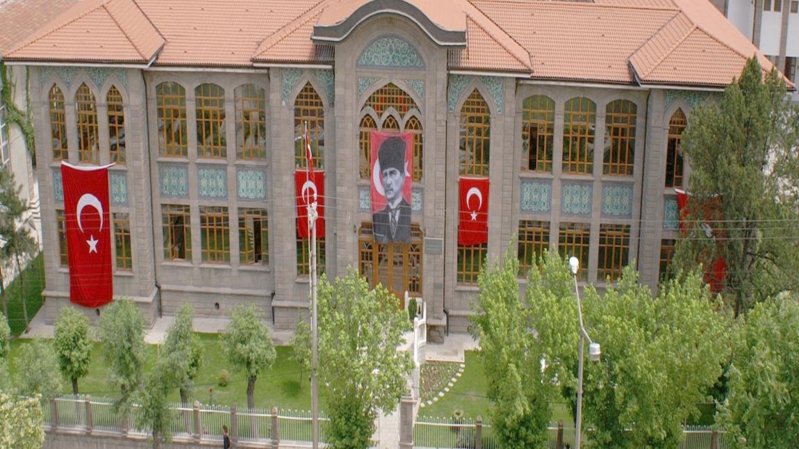 Afyon Lisesi AFYONKARAHİSAR MERKEZ