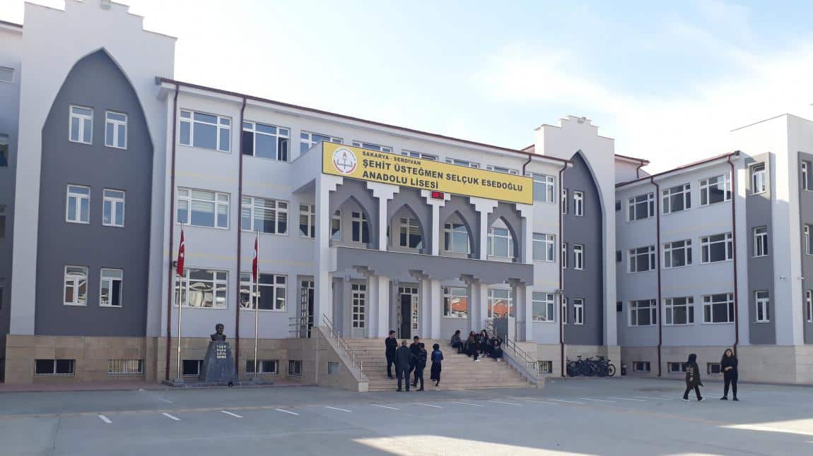 Şehit Üsteğmen Selçuk Esedoğlu Anadolu Lisesi SAKARYA SERDİVAN