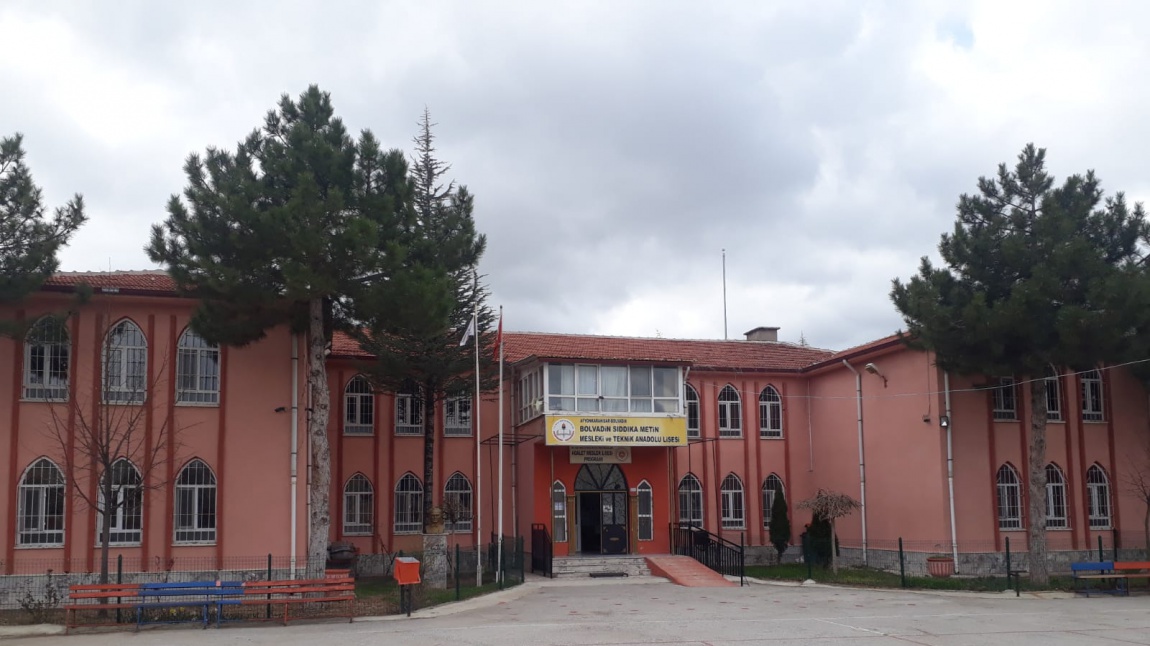 Bolvadin Sıddıka Metin Ticaret Mesleki ve Teknik Anadolu Lisesi AFYONKARAHİSAR BOLVADİN