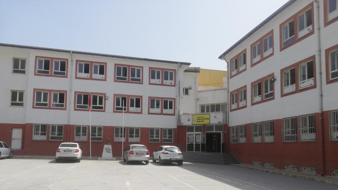 Yüzbaşı Ali Saip Ursavaş Anadolu Lisesi ŞANLIURFA HALİLİYE
