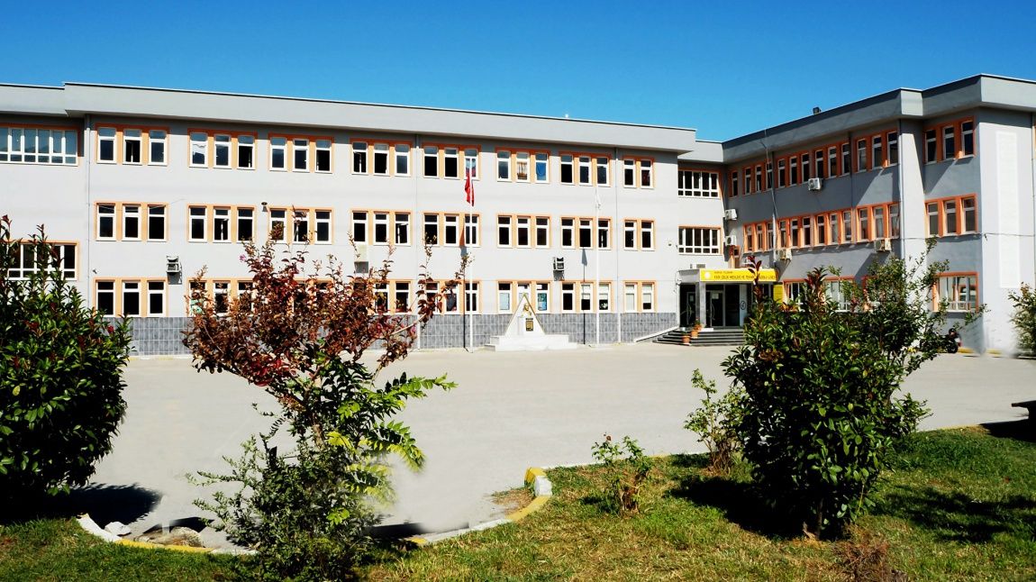 Faik Çelik Kız Mesleki ve Teknik Anadolu Lisesi BURSA YILDIRIM