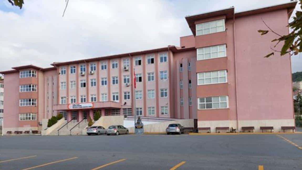 Mediha Engizer Meslekî ve Teknik Anadolu Lisesi İSTANBUL MALTEPE
