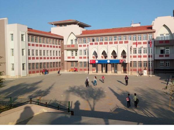 Şefkat Ortaokulu UŞAK MERKEZ