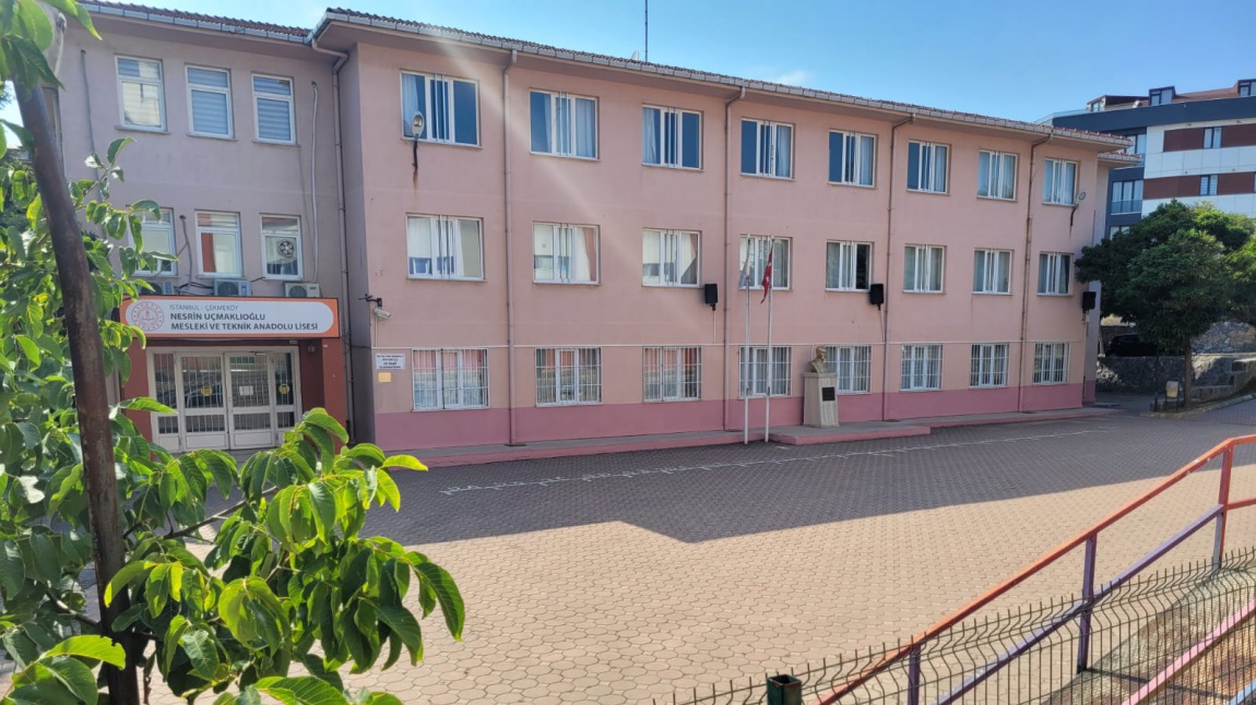 Nesrin Uçmaklıoğlu Kız Mesleki ve Teknik Anadolu Lisesi İSTANBUL ÇEKMEKÖY