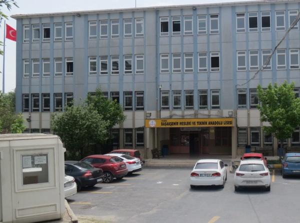 Başakşehir Çok Programlı Anadolu Lisesi İSTANBUL BAŞAKŞEHİR