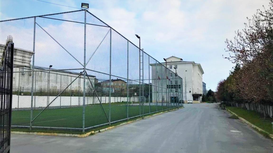 Fikriye-Nüzhet Bilgincan Mesleki ve Teknik Anadolu Lisesi İSTANBUL ESENYURT