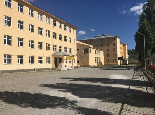 Şehit Demet Sezen Kız Mesleki ve Teknik Anadolu Lisesi MUŞ MALAZGİRT