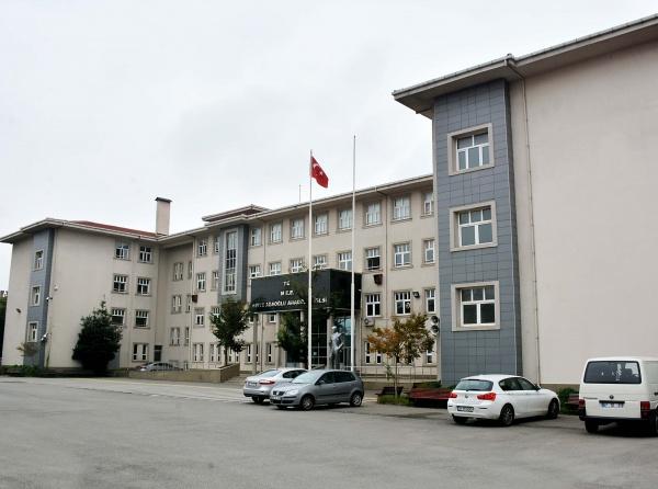 Asiye Ağaoğlu Anadolu Lisesi İSTANBUL ÜMRANİYE