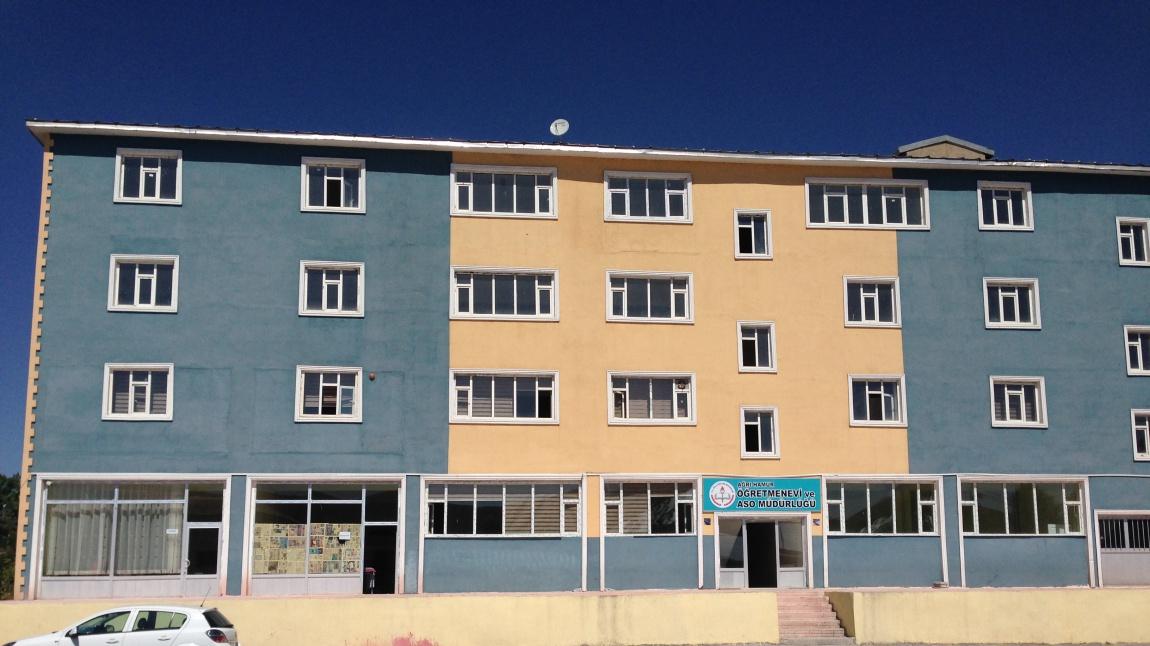 Hamur Öğretmenevi ve Akşam Sanat Okulu AĞRI HAMUR