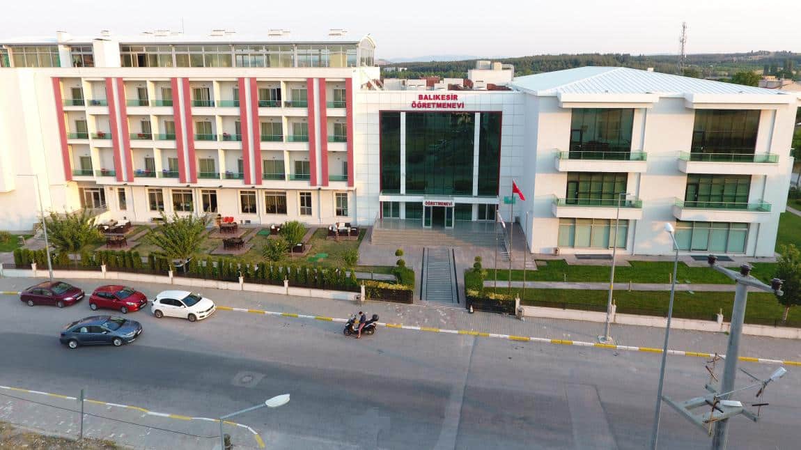 Balikesir Öğretmenevi ve Akşam Sanat Okulu BALIKESİR BÜYÜKŞEHİR