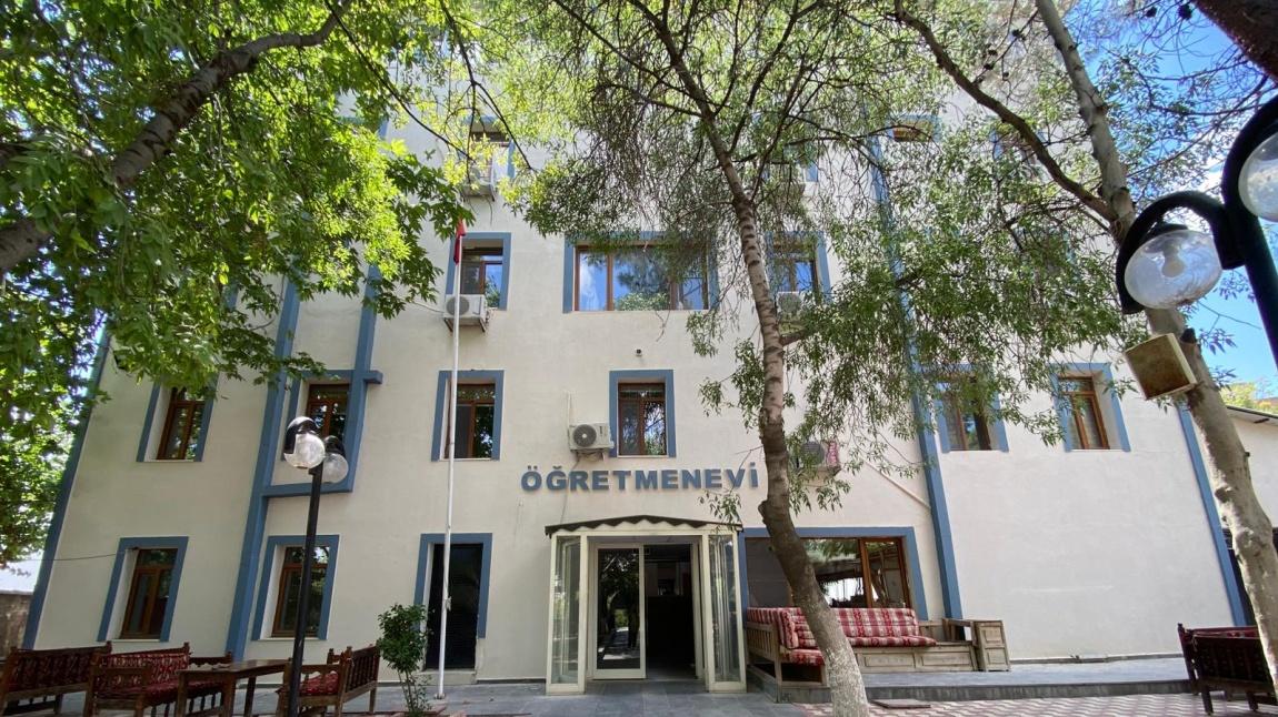 Ergani Öğretmenevi ve Akşam Sanat Okulu DİYARBAKIR ERGANİ