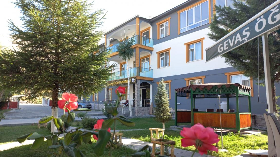 Öğretmenevi ve Akşam Sanat Okulu VAN GEVAŞ
