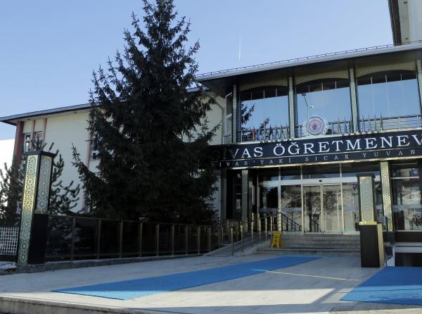 Sivas Öğretmenevi ve Akşam Sanat Okulu SİVAS MERKEZ