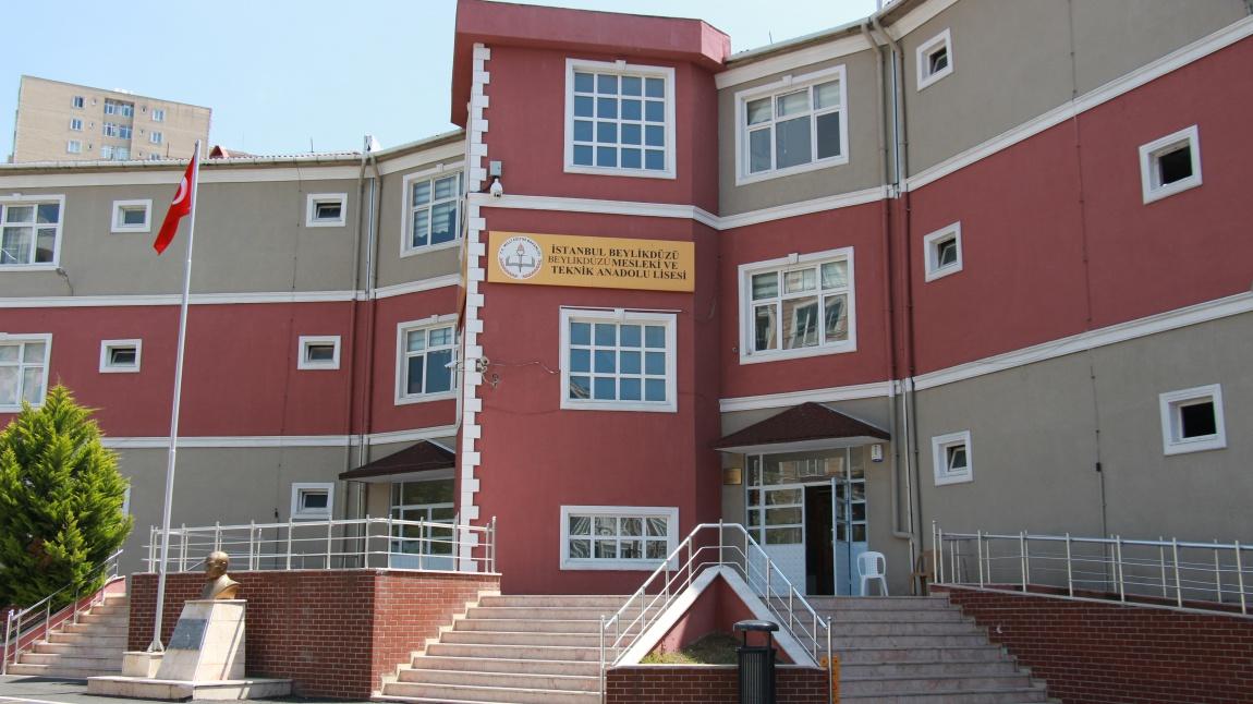 Beylikdüzü Şehit Şafak Evran Ticaret Mesleki ve Teknik Anadolu Lisesi İSTANBUL BEYLİKDÜZÜ