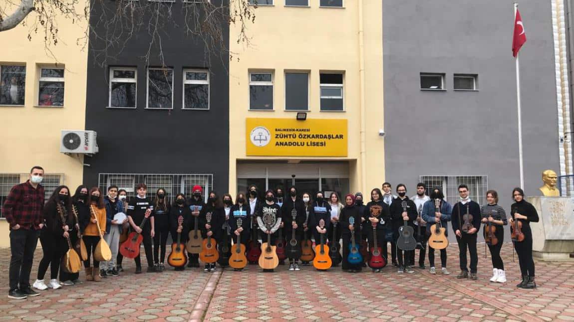 Zühtü Özkardaşlar Anadolu Lisesi BALIKESİR KARESİ