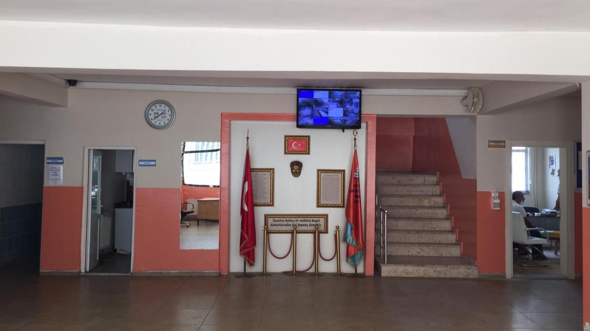 Esenyurt Mesleki Eğitim Merkezi İSTANBUL ESENYURT