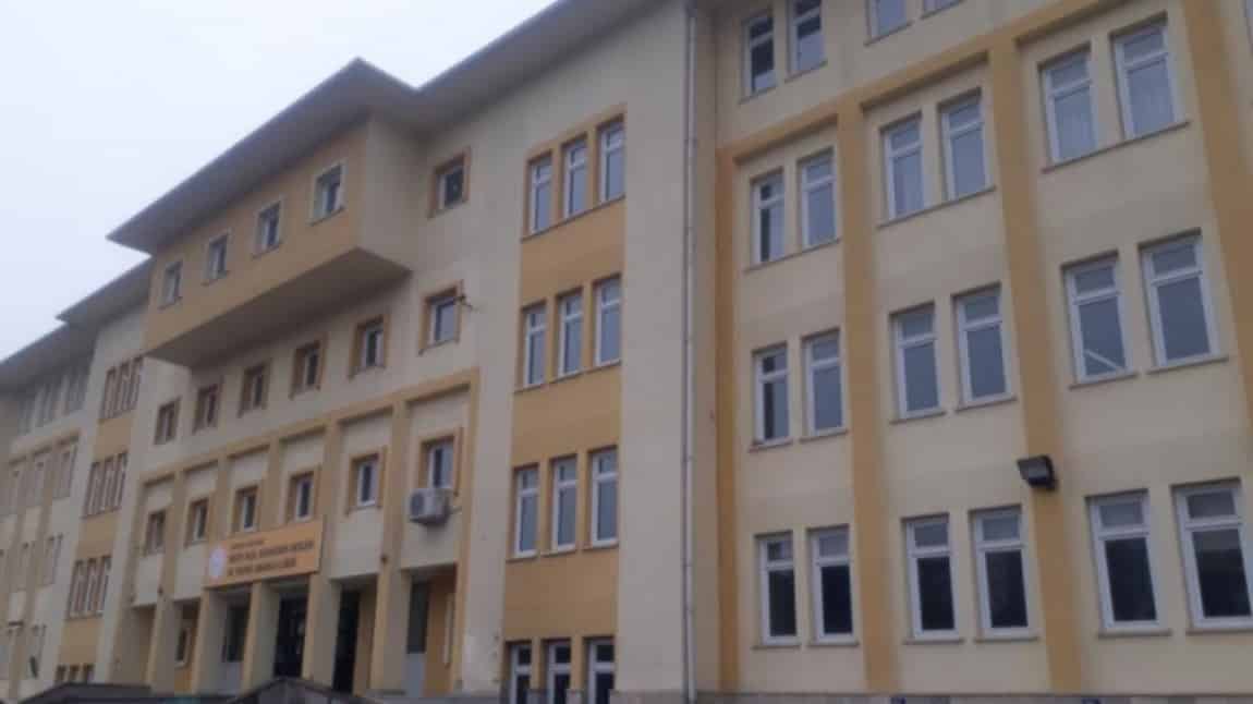 Necip Fazıl Kısakürek Ticaret Mesleki ve Teknik Anadolu Lisesi ANKARA GÖLBAŞI