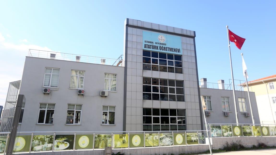 Beylikdüzü Atatürk Öğretmenevi ve Akşam Sanat Okulu İSTANBUL BEYLİKDÜZÜ