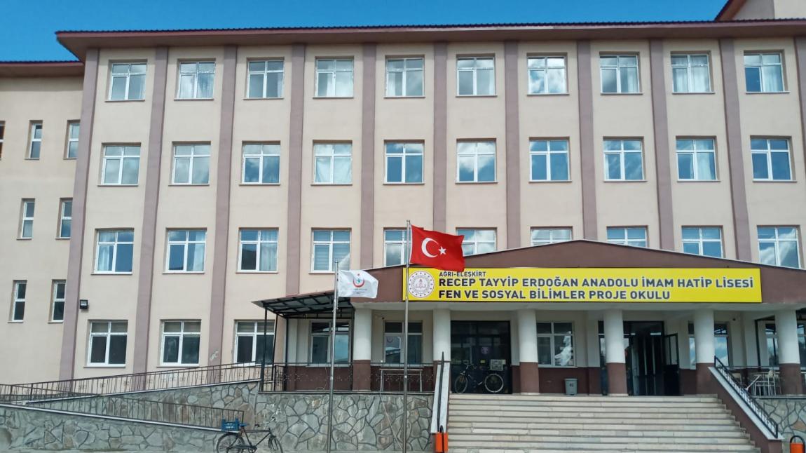 Recep Tayyip Erdoğan Anadolu İmam Hatip Lisesi AĞRI ELEŞKİRT