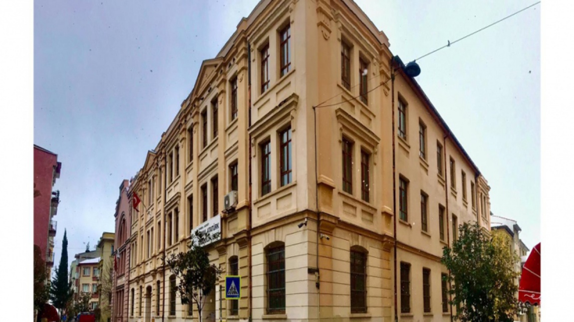 Kemal Atatürk Anadolu Lisesi İSTANBUL KADIKÖY