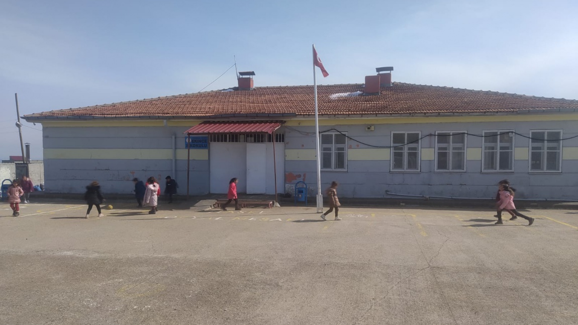 Ekince İlkokulu DİYARBAKIR BAĞLAR
